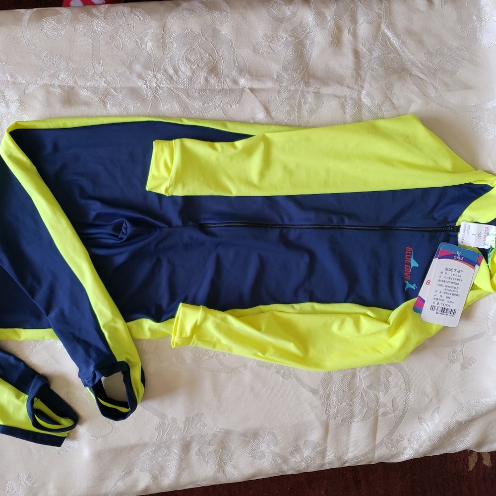 :Girls, Kids

One piece swim and dive
